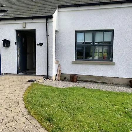 Serenity Cottage Lisnaskea Exterior photo